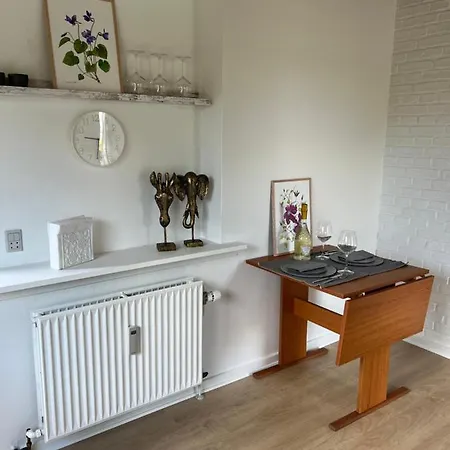 Bed House By Me דירה *